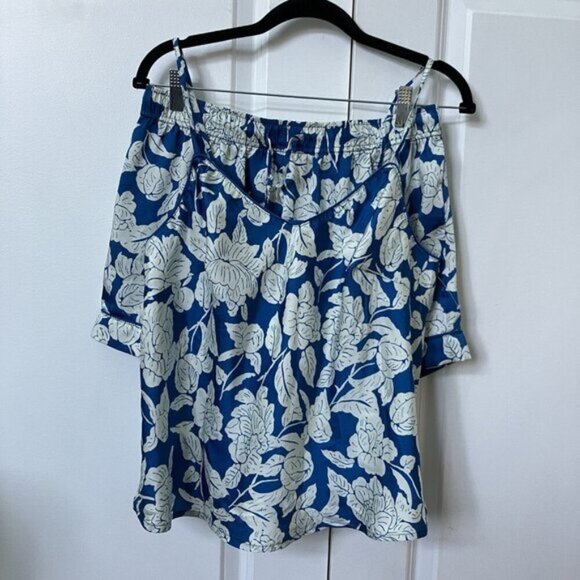 Maree Maree Other - Maree Maree Sleep Set Womens L Blue White Floral Satin Tank  Shorts Loungewear